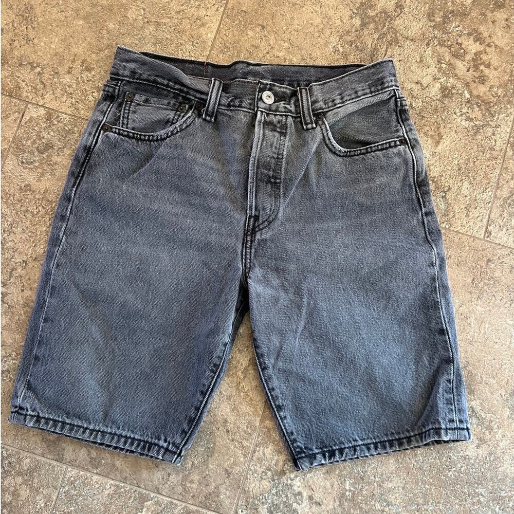 Levis 501 Black Shorts, Women's size W 30